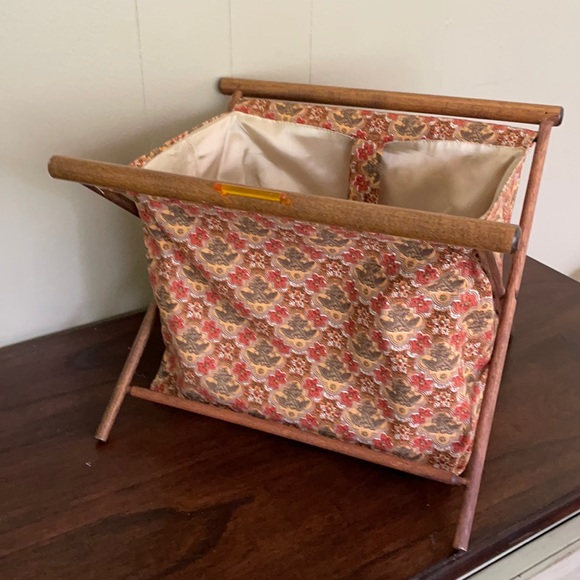 Vintage 60s 70s fabric tote rack